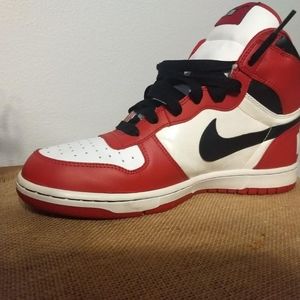 Nike High Spike Lee